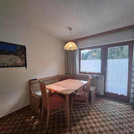 公寓 Haus Fichtenblick 奥法赫