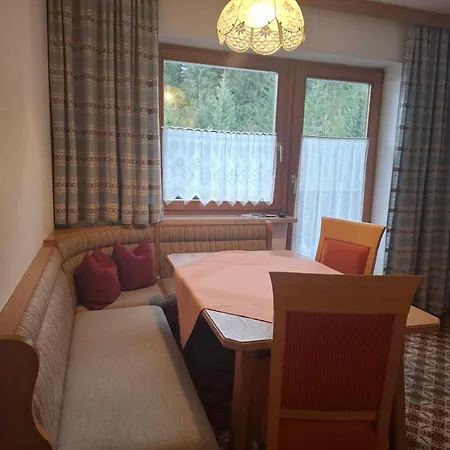 Haus Fichtenblick 公寓